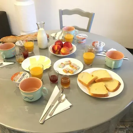 Nocleg ze śniadaniem Chez Tatie Ménie