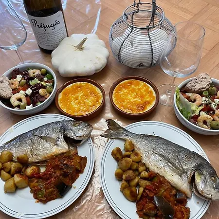 Chez Tatie Ménie Fraissé-des-Corbières