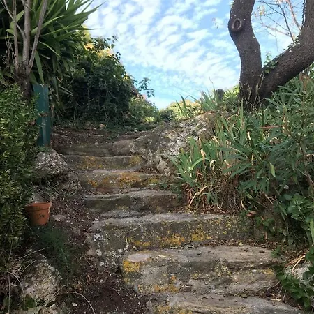 Chez Tatie Menie B&B