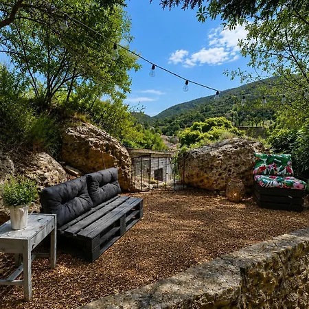 Chez Tatie Menie Oda ve Kahvaltı