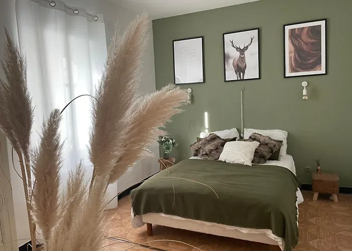 Chez Tatie Ménie Bed & Breakfast