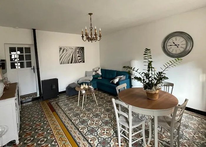 Chez Tatie Ménie 3*