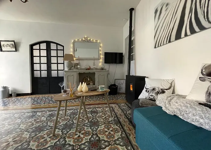 Chez Tatie Ménie Bed & Breakfast 3*