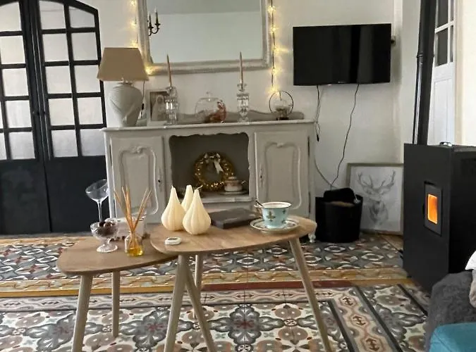 Chez Tatie Ménie 3*